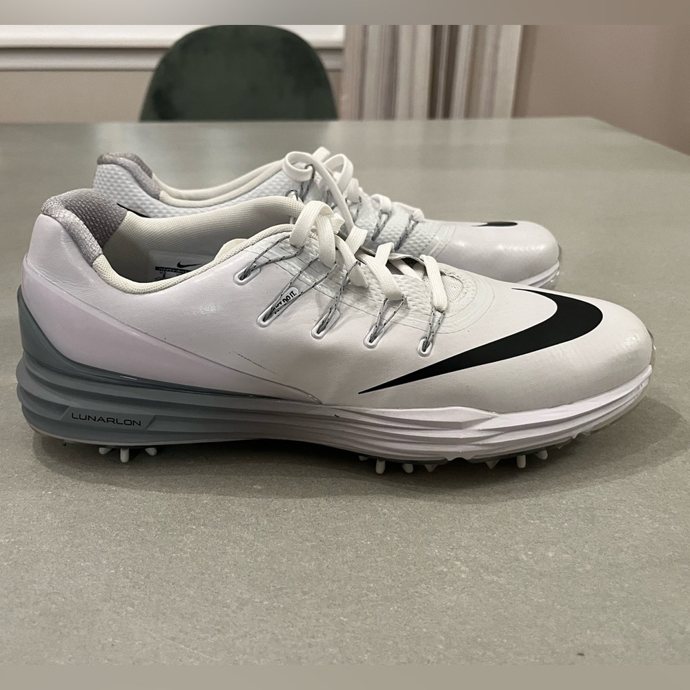 NIKE LUNARLON GOLF SHOES